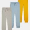 Friboo Niños 3 PACK BASIC BOYS SWEATPANTS - Pantalones Deportivos - Grey, Ochre, Blue -Tienda Friboo barata c17904b64c0641aface30edf6db80a0b